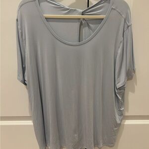 lululemon athletica Soft Gray Short Sleeve Tee